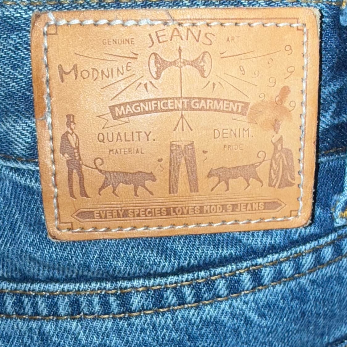 모드나인 레트로스펙트 30 상품이미지2