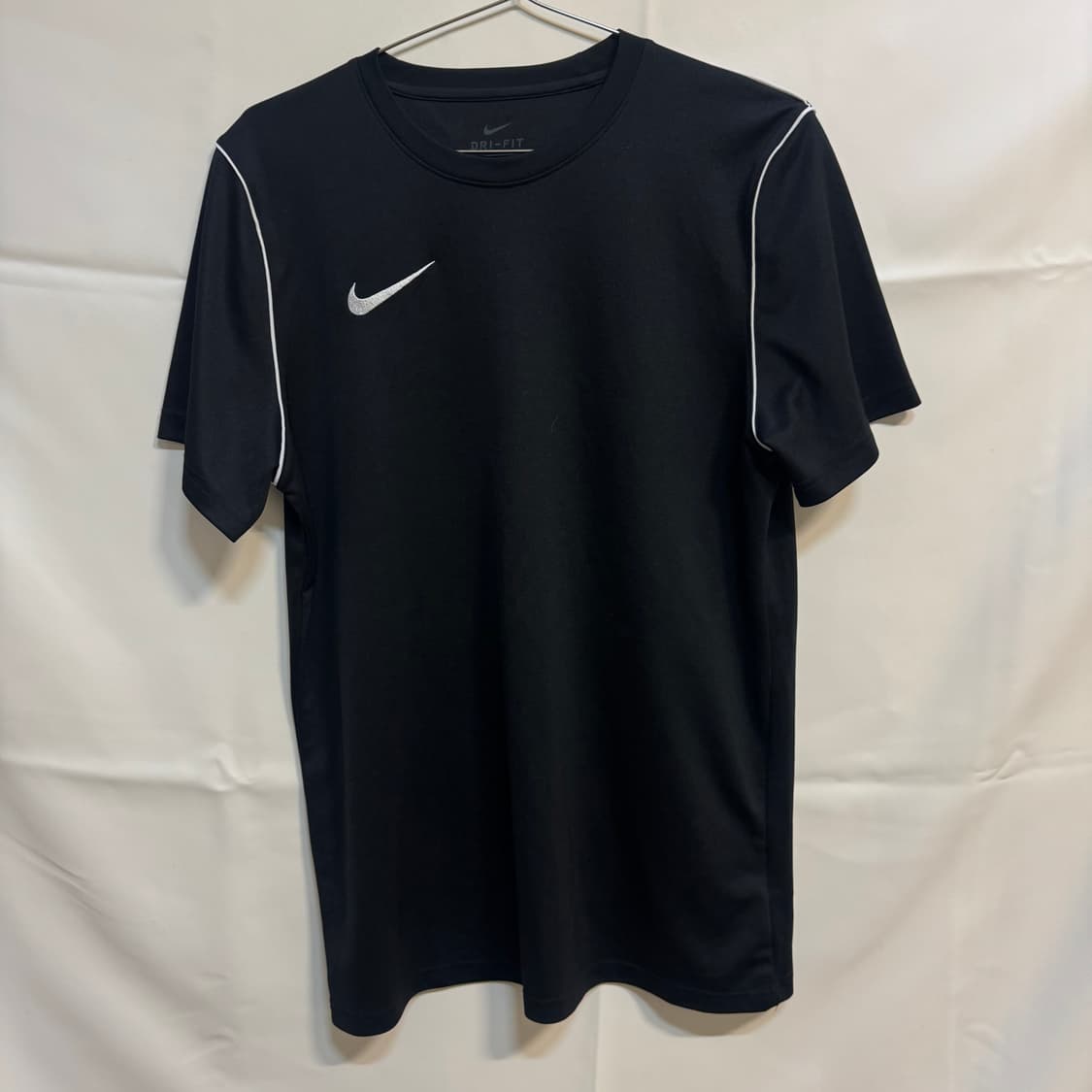 나이키 드라이핏 기능성 반팔 티셔츠 상품이미지1