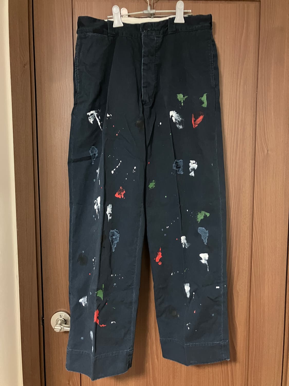 Distressed Paint Chino Pants (Navy) 상품이미지1