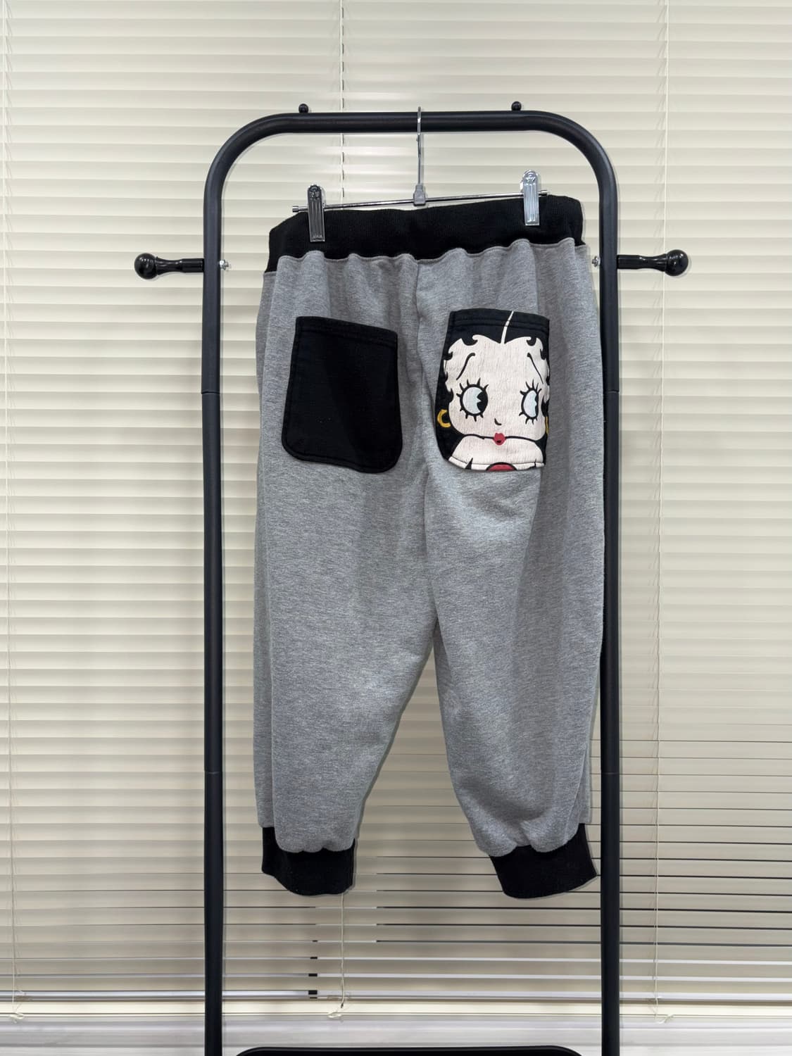 Boop-y Sweats 상품이미지1