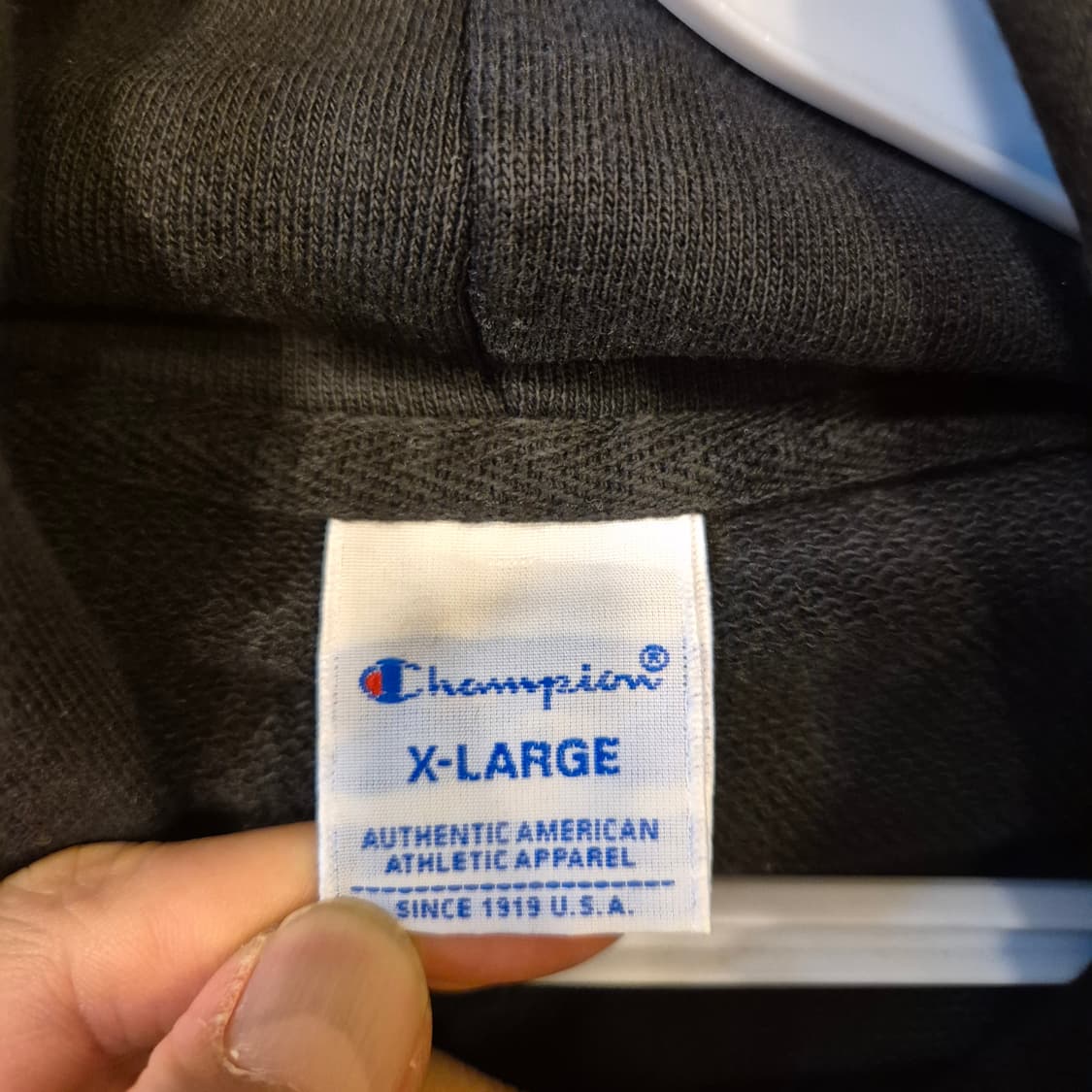 XL 챔피온 블랙 빅로고 후드 상품이미지3