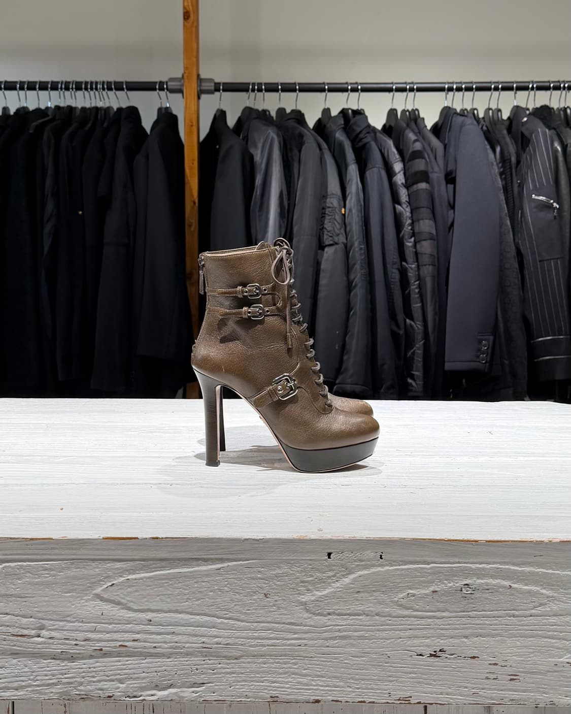 프라다 카키 레더 레이스업 플랫폼 앵클부츠 상품이미지3