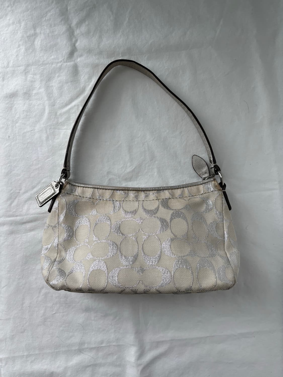Coach silver ivory shoulder bag 상품이미지4