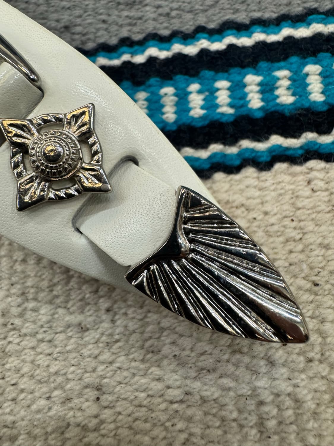 [OS] 토가 아카이브 메탈릭 레더 헤어클립 상품이미지3