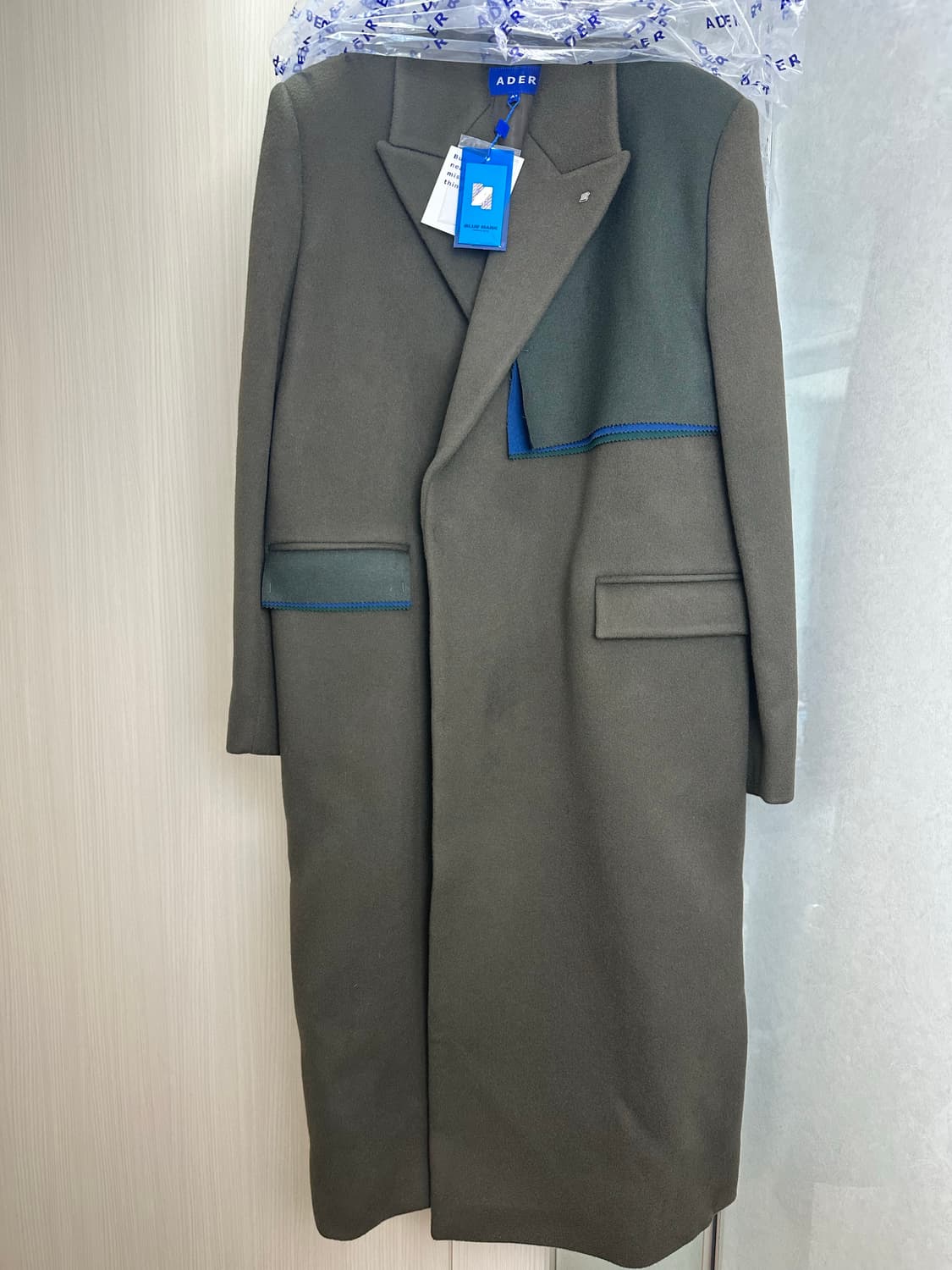 아더에러 라돈 코트 카키 A2 상품이미지4