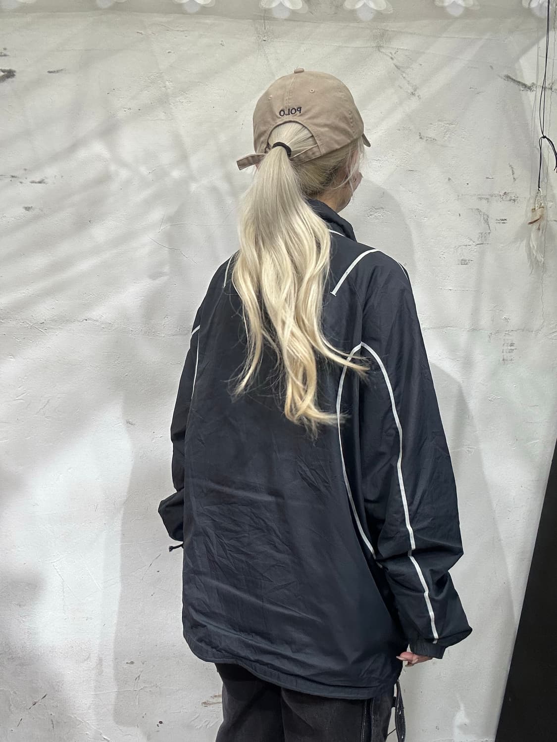 일본판 데상트 블랙 오버핏 바람막이 올드스쿨 트랙 자켓 XL 상품이미지3