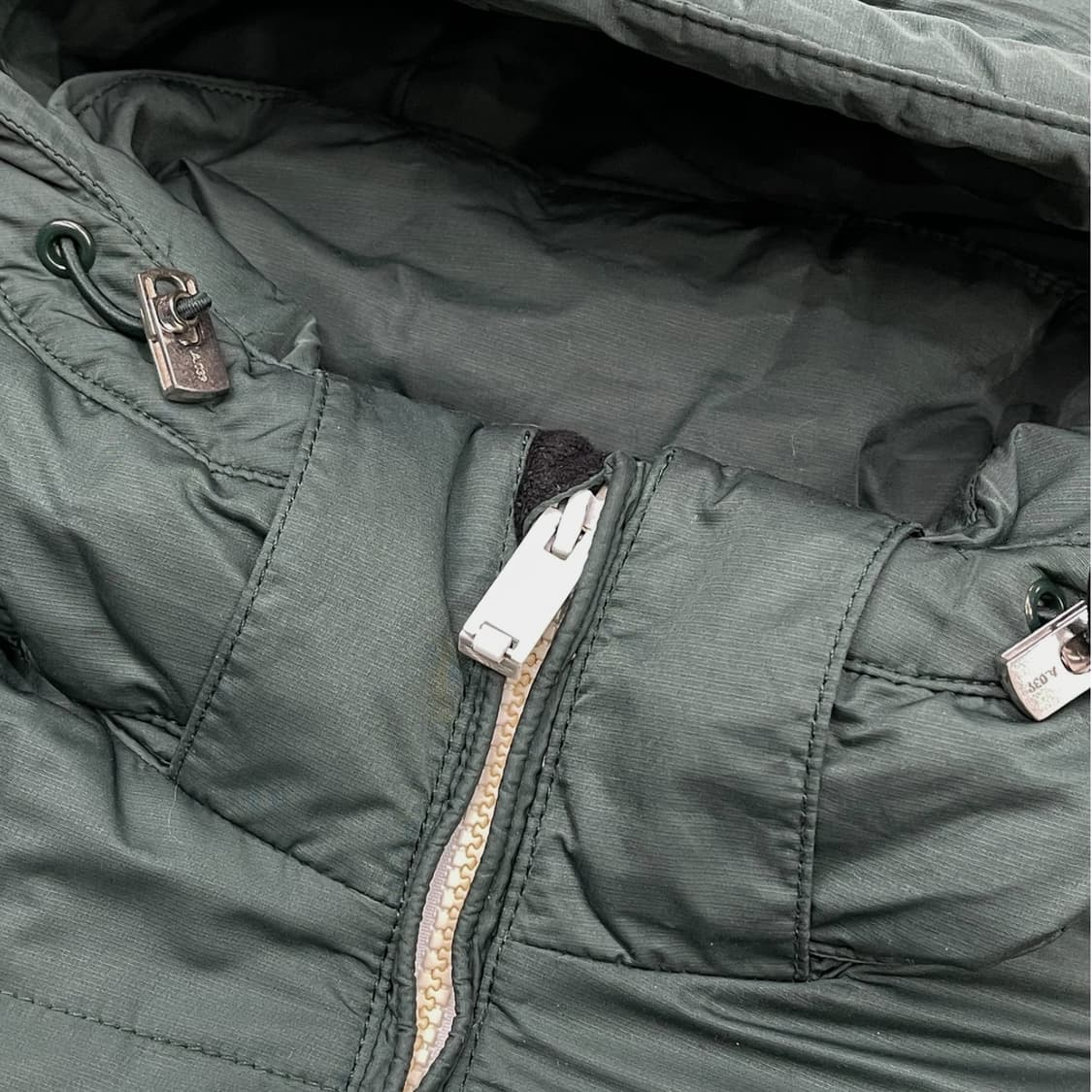 아디다스 프리마로프트 인슐레이트 패딩 자켓 상품이미지10