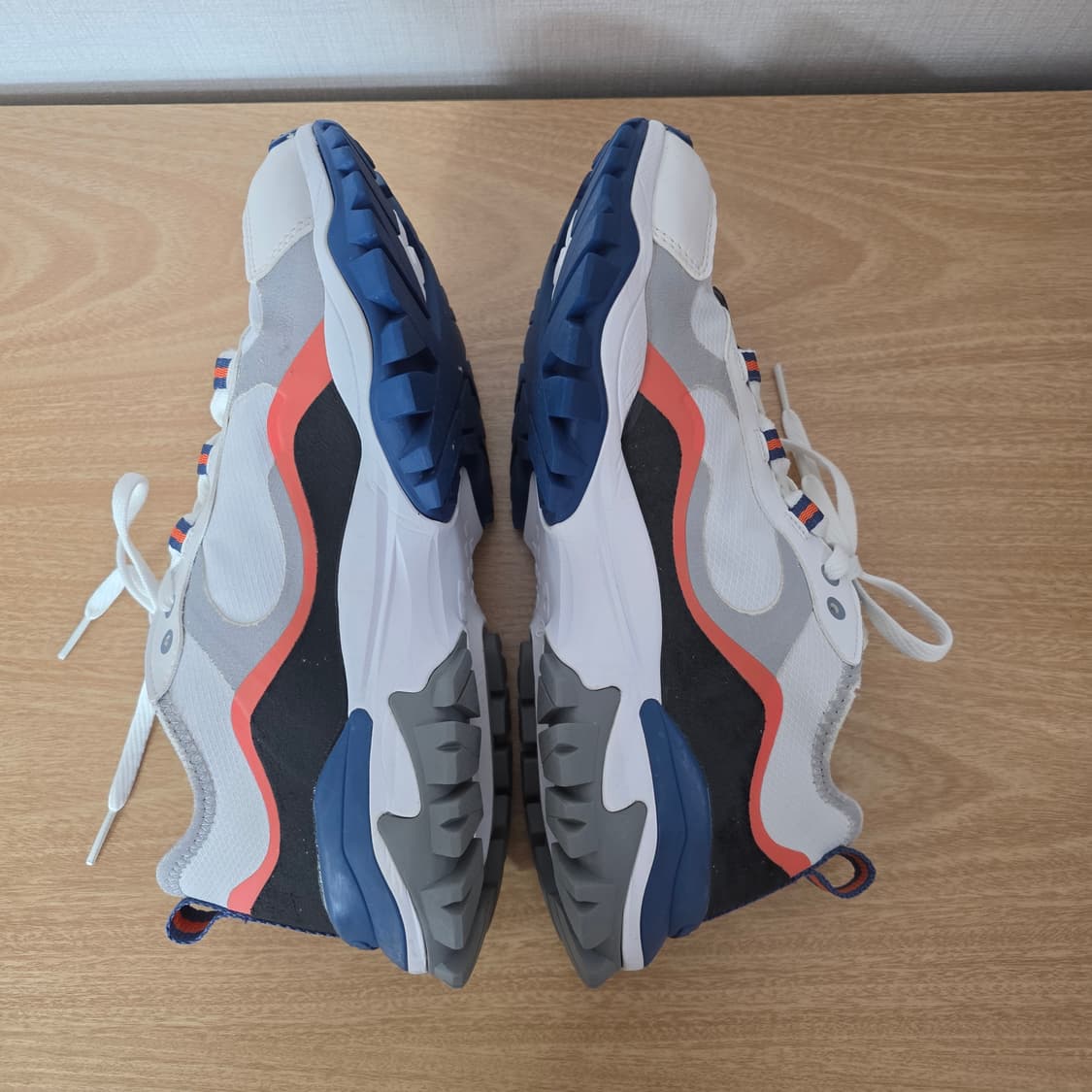 (270mm)엄브로 범피 스니커즈 운동화  상품이미지4