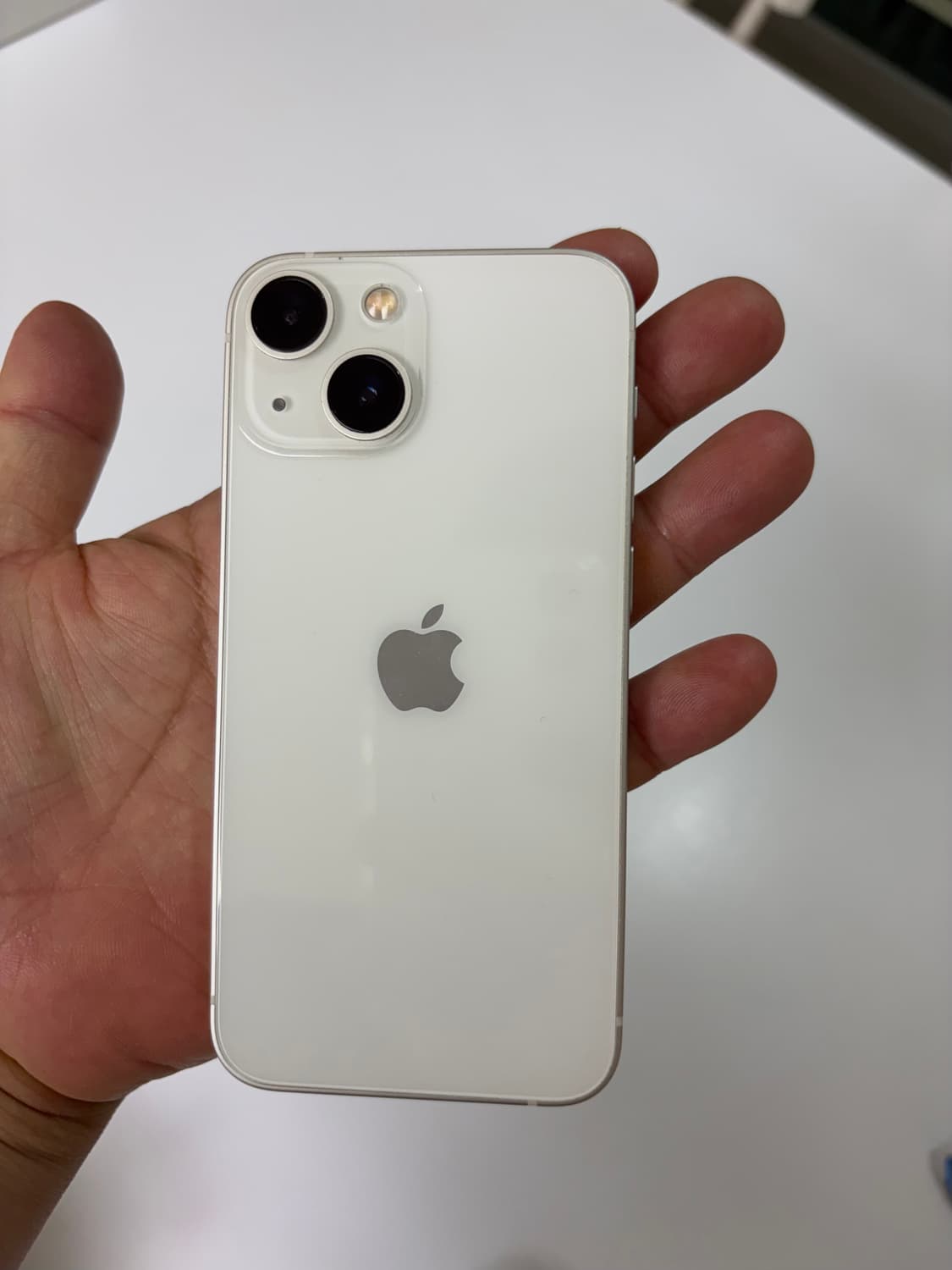 애플 아이폰13미니 스타라이트 화이트 256G 상품이미지9