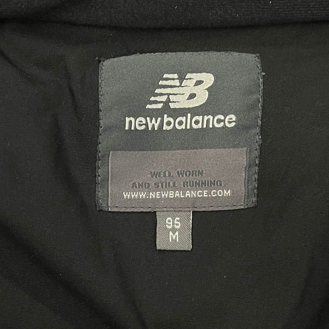 [정품/M] 뉴발란스 서울 이랜드 FC 패딩 블랙 b19 상품이미지5