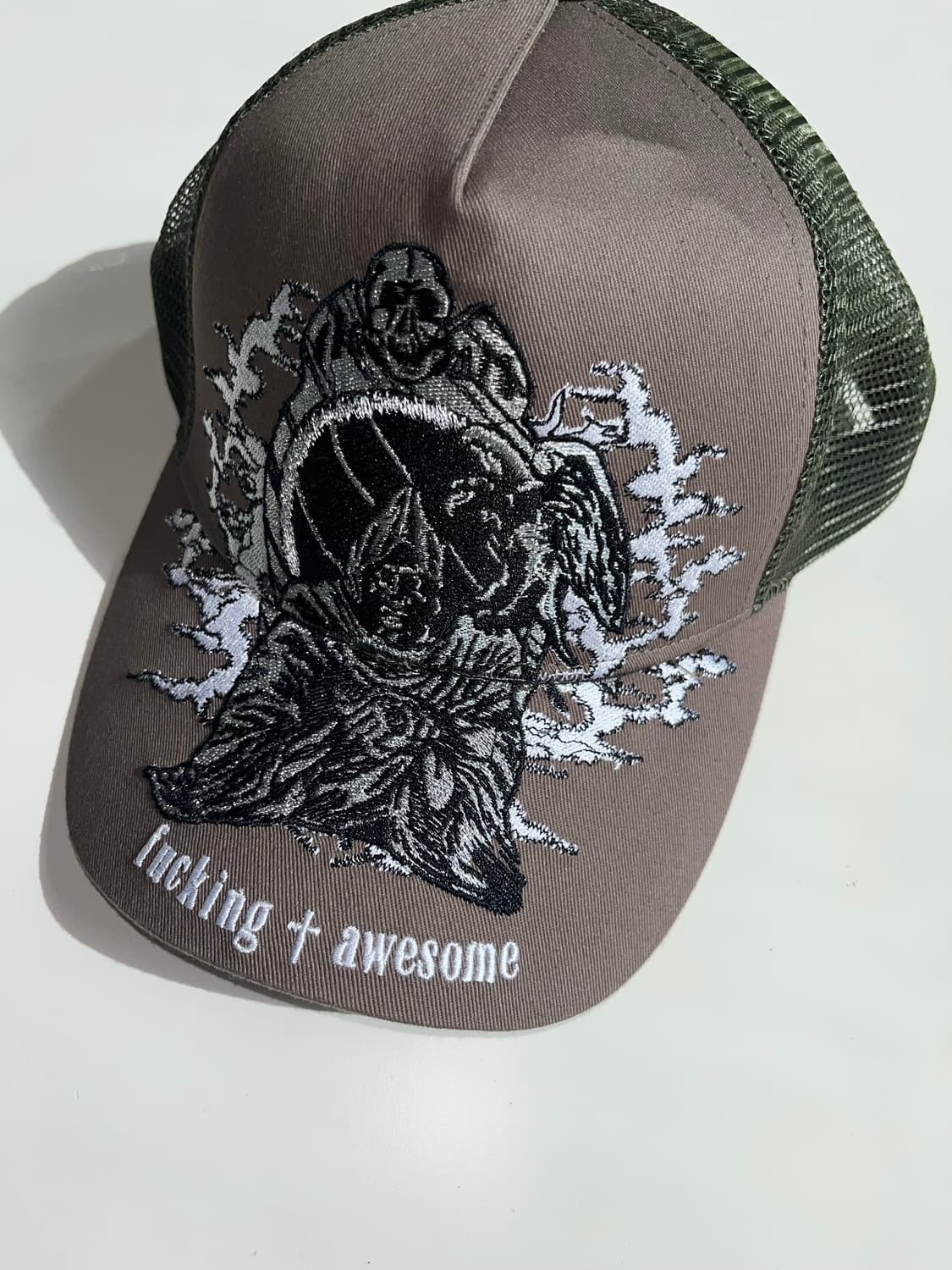 퍼킹어썸 fucking awesome 트러커 상품이미지1