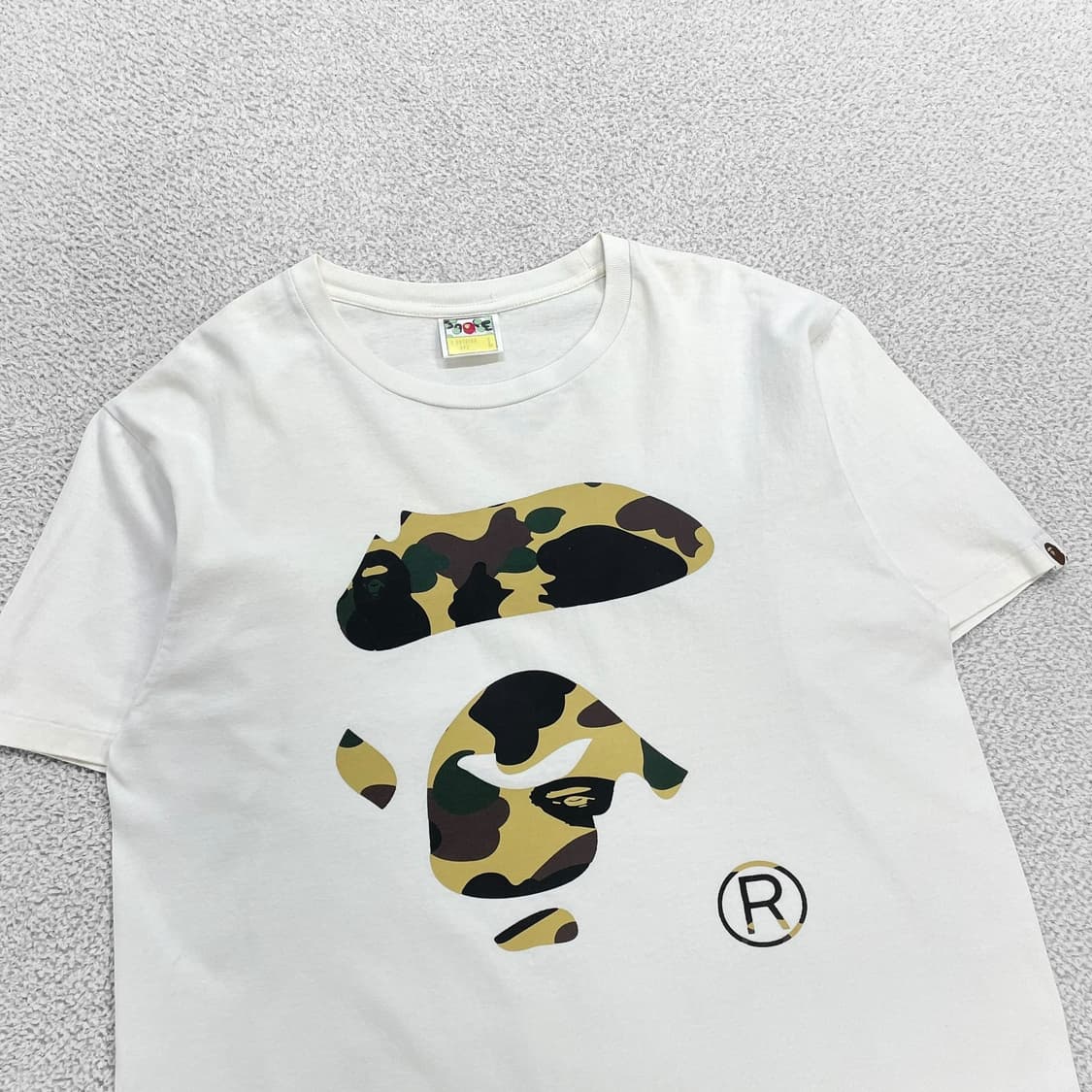 베이프 Bape 빅 사루 황계 반팔 티셔츠 화이트 상품이미지2