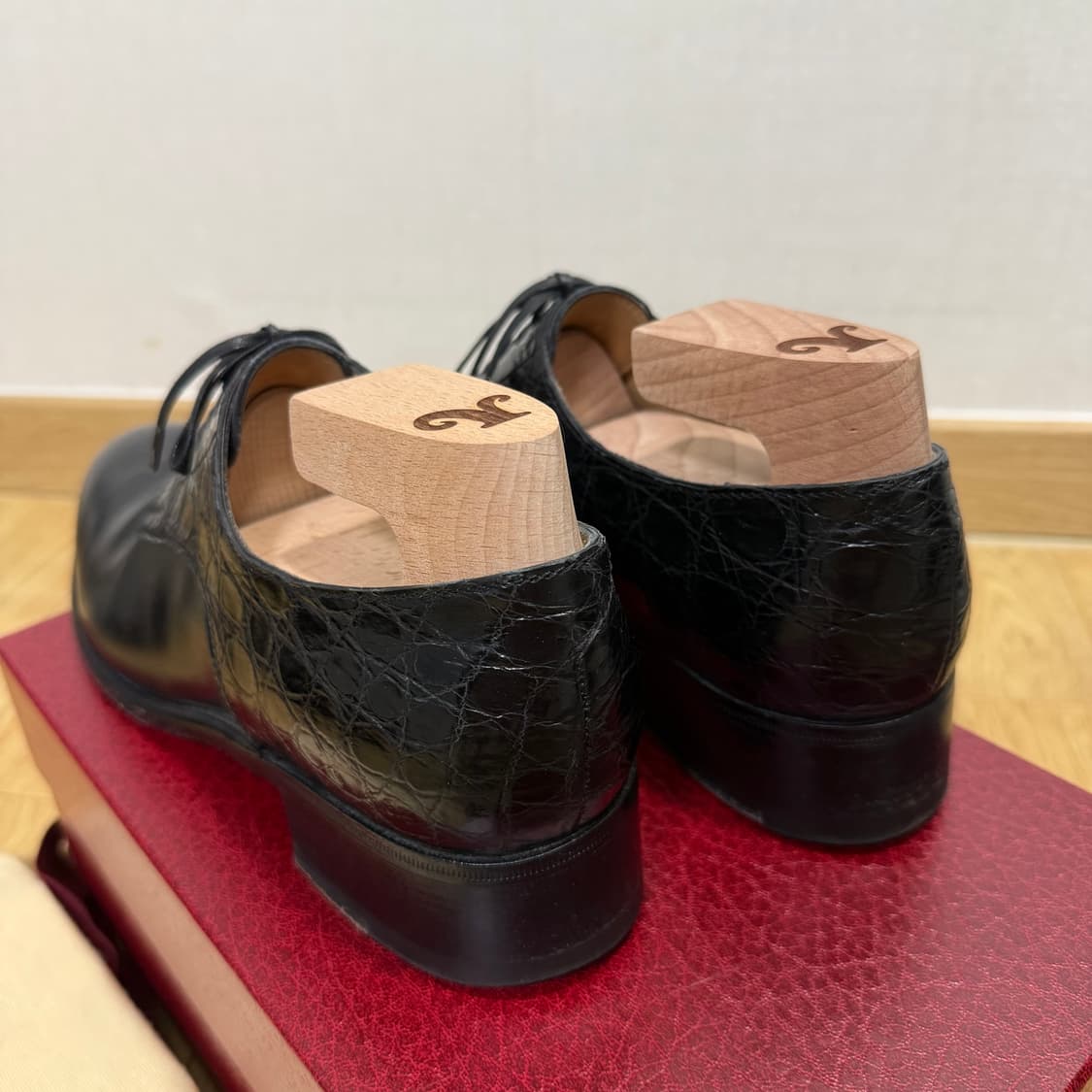 르유카스 leyuccas 플레인토 크로커다일 어드레서 별주 42 상품이미지5