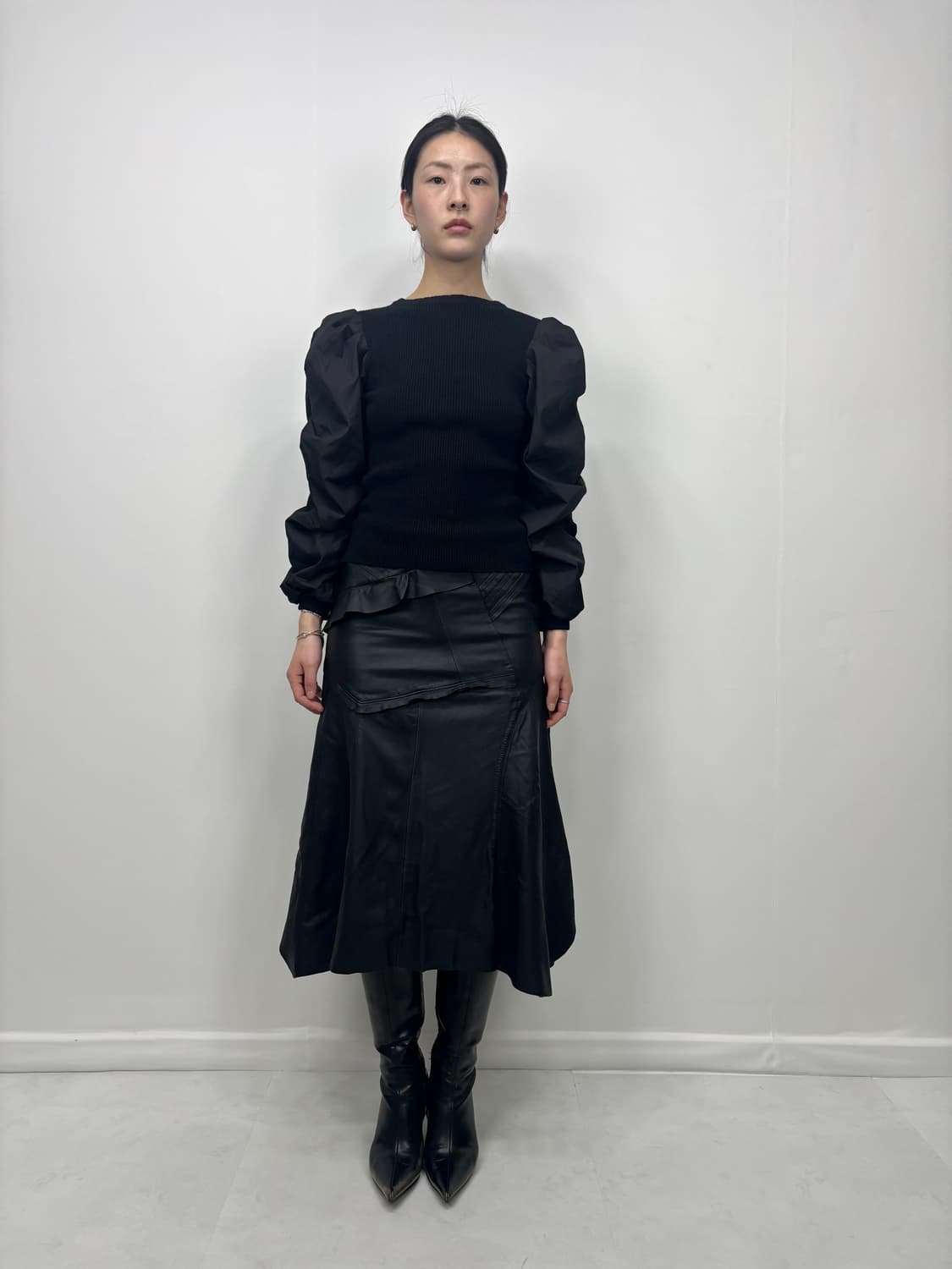 PUFFED SLEEVE SHIRRING KNIT 상품이미지5