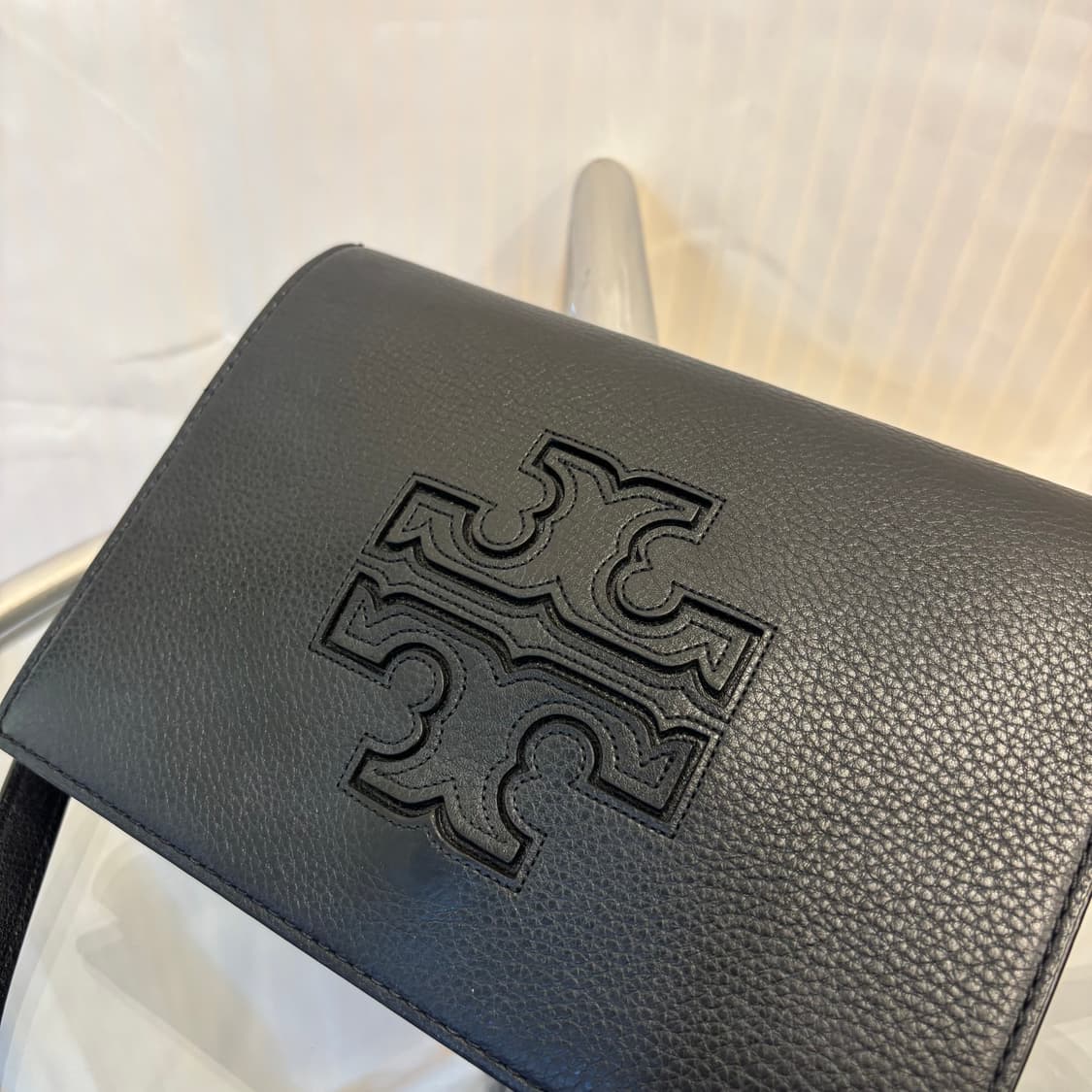 정품 토리버치 플랩 크로스백     상품이미지5