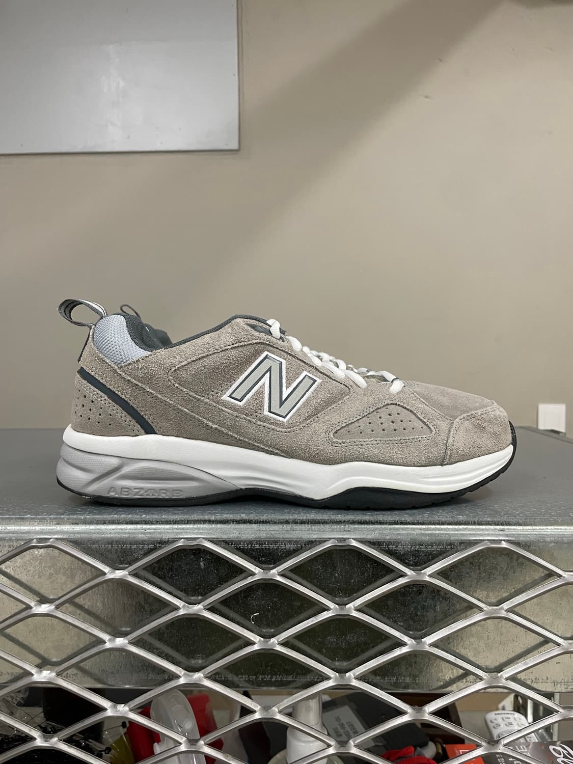 뉴발란스 624 스니커즈 260 상품이미지4