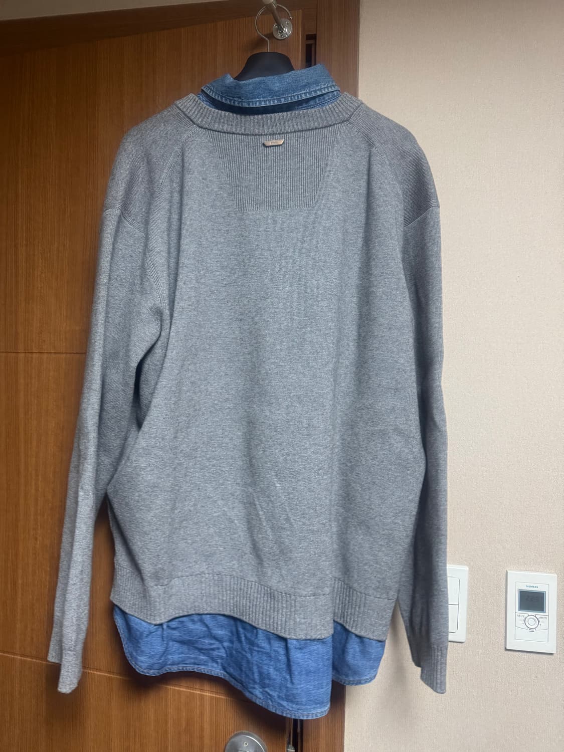 준지 25SS  데님 배색 스웨터 라이트 그레이 L 상품이미지3