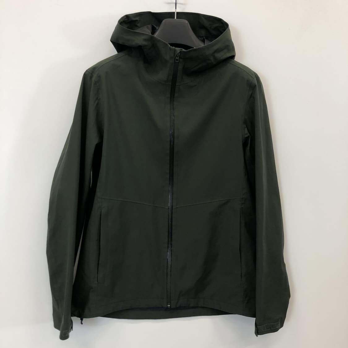 유니클로 블록테크 파카 L  상품이미지1