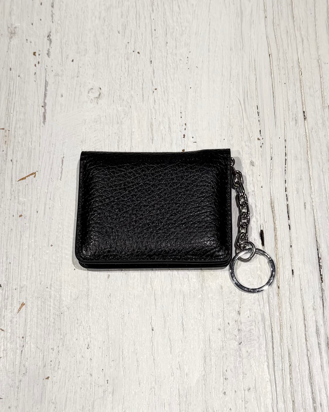 메종마르지엘라 블랙 포 스티치 그레이니 엠보싱 가죽 키링 카드 홀더 상품이미지5