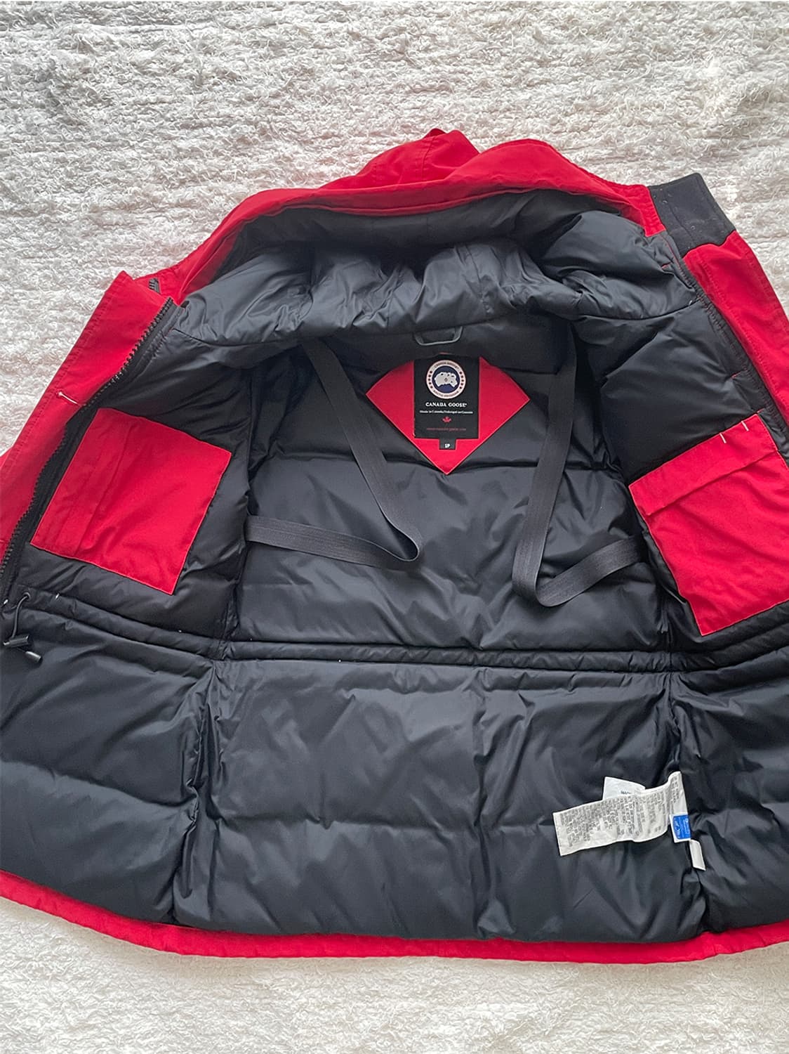 캐나다구스 몬테벨로 다운파카 상품이미지3