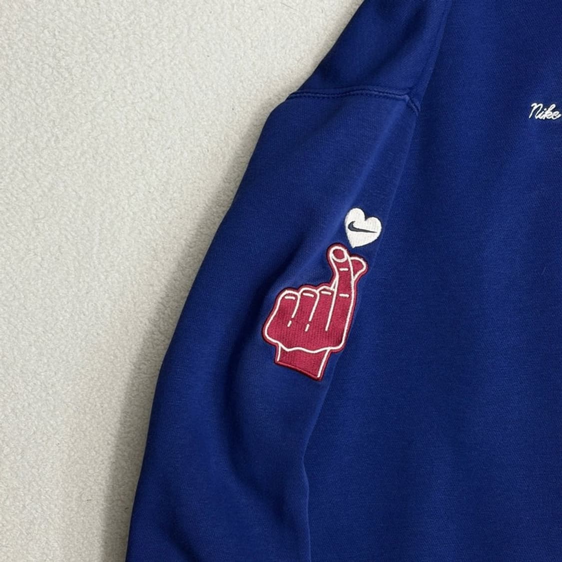 NIKE 스우시 에센셜 오버핏 크루넷 맨투맨 S 상품이미지3