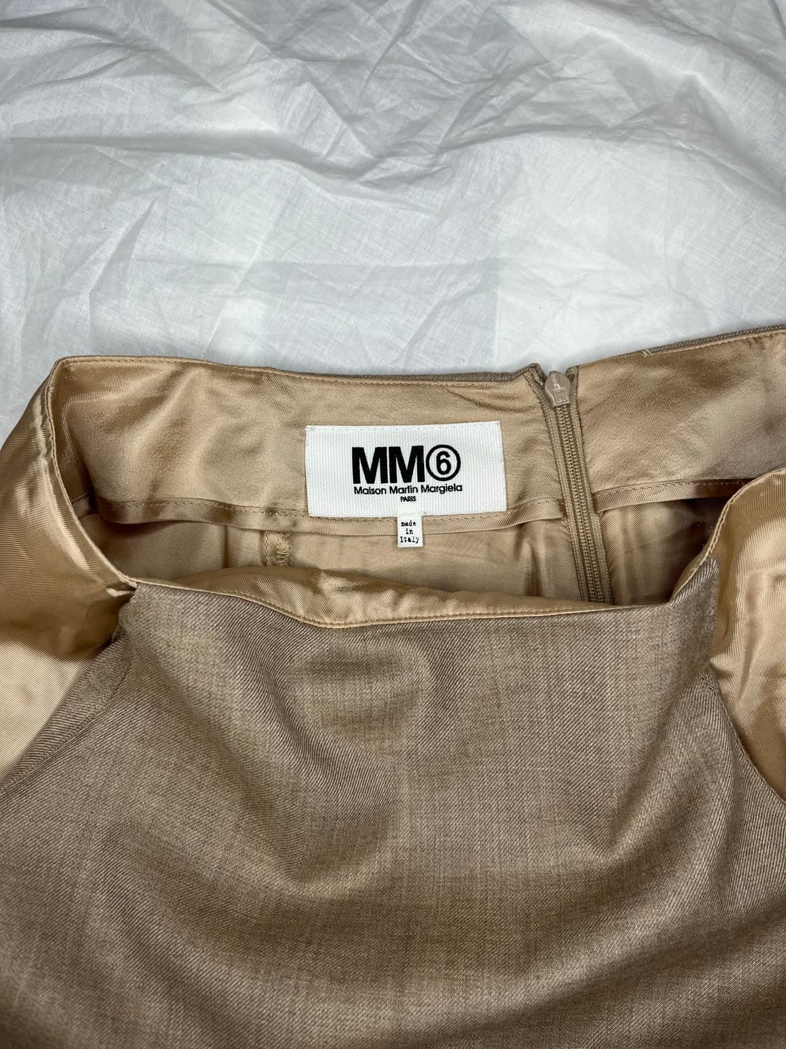 엠엠식스 메종 마르지엘라 베이지 울 사틴 라이닝 미니스커트 상품이미지3