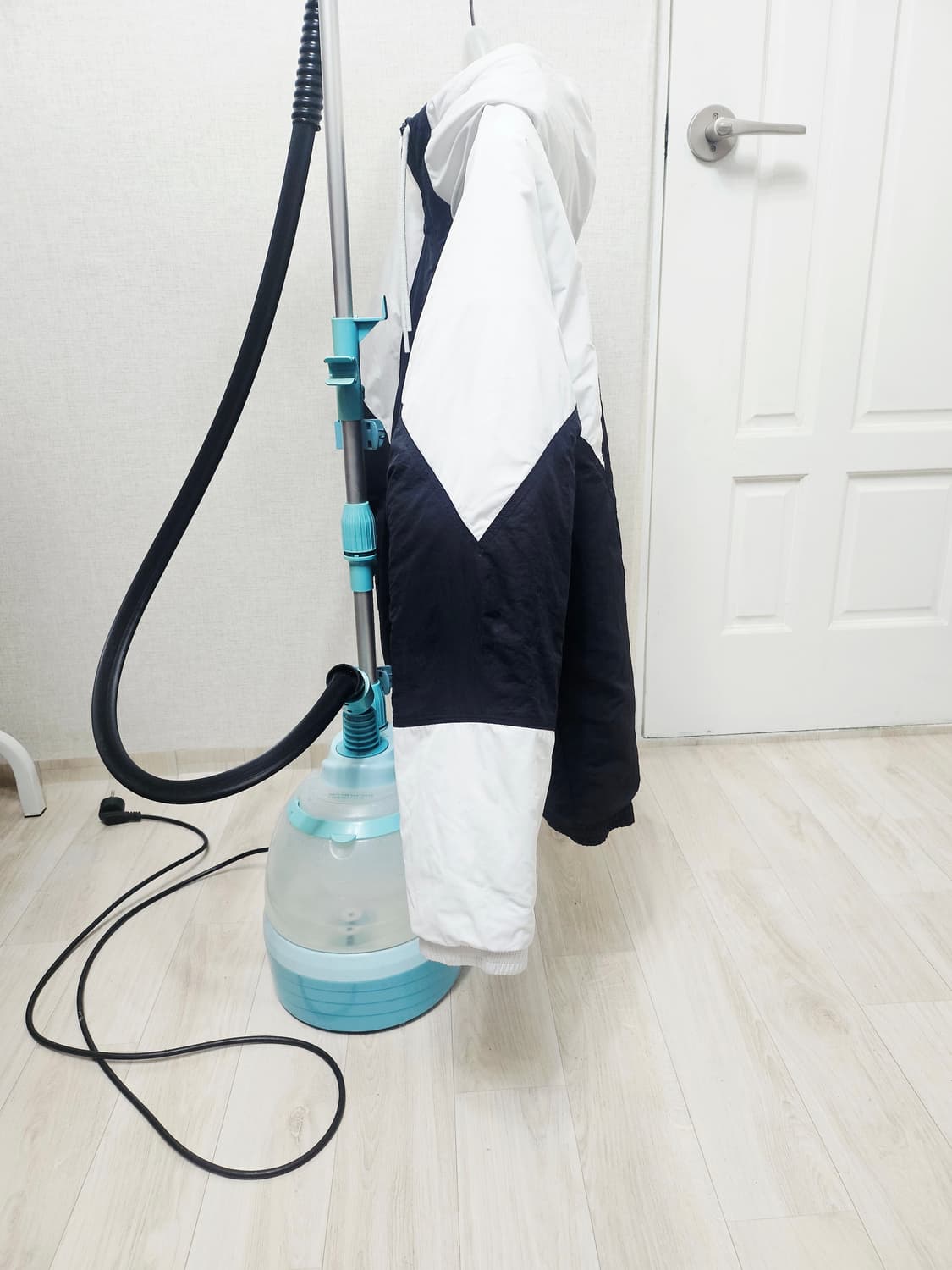 (100~105)L ☆초대장급☆ 아디다스 파이어버드 [흰검] 패디드패딩 상품이미지4