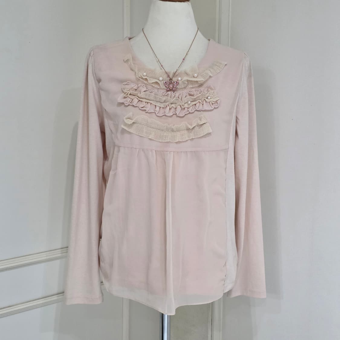 Zishen 빈티지)딸기우유 베이지핑크 공겜여주 프릴 블라우스 롱슬리브 상품이미지3