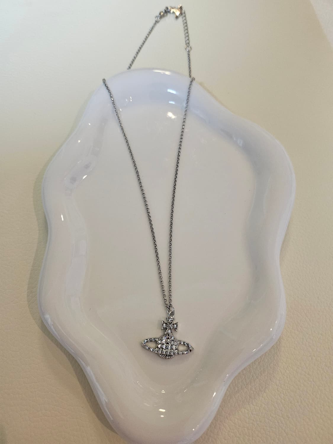 비비안웨스트우드 업사이클링 은장 목걸이 상품이미지2