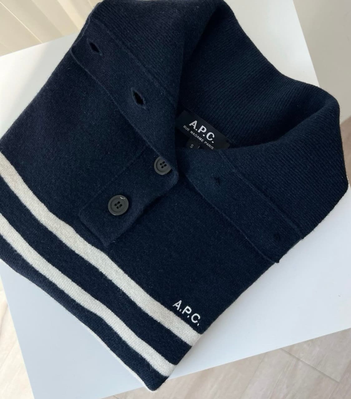 A.P.C. 세인트 점퍼 카라니트 상품이미지3