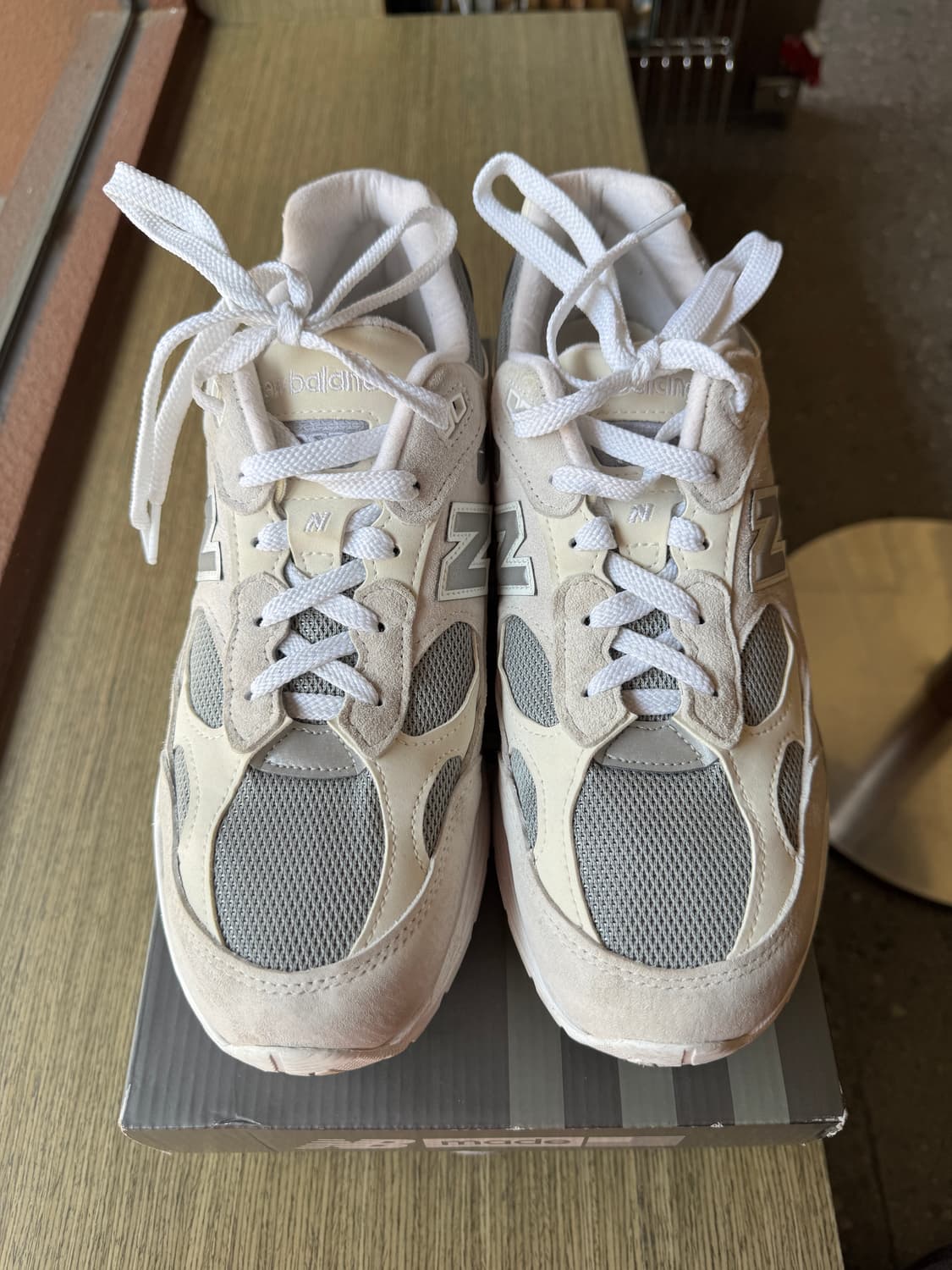 뉴발란스 992 화이트 실버 270 상품이미지1