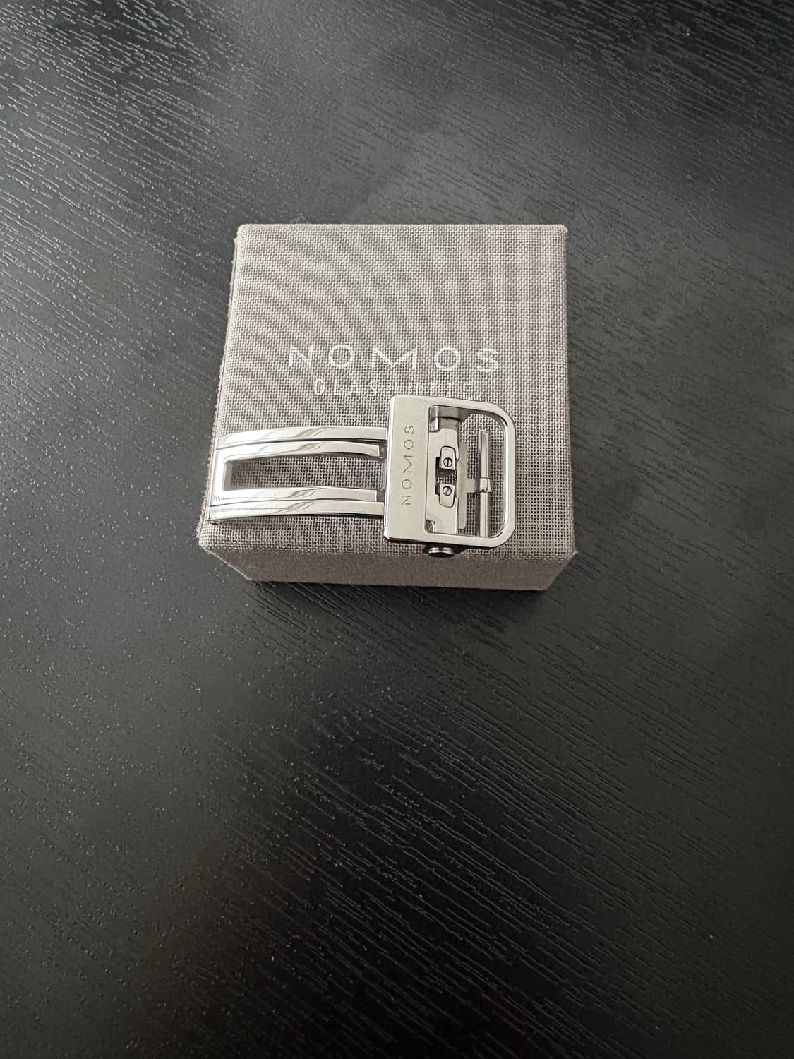 정품 노모스 디버클 18mm 상품이미지1