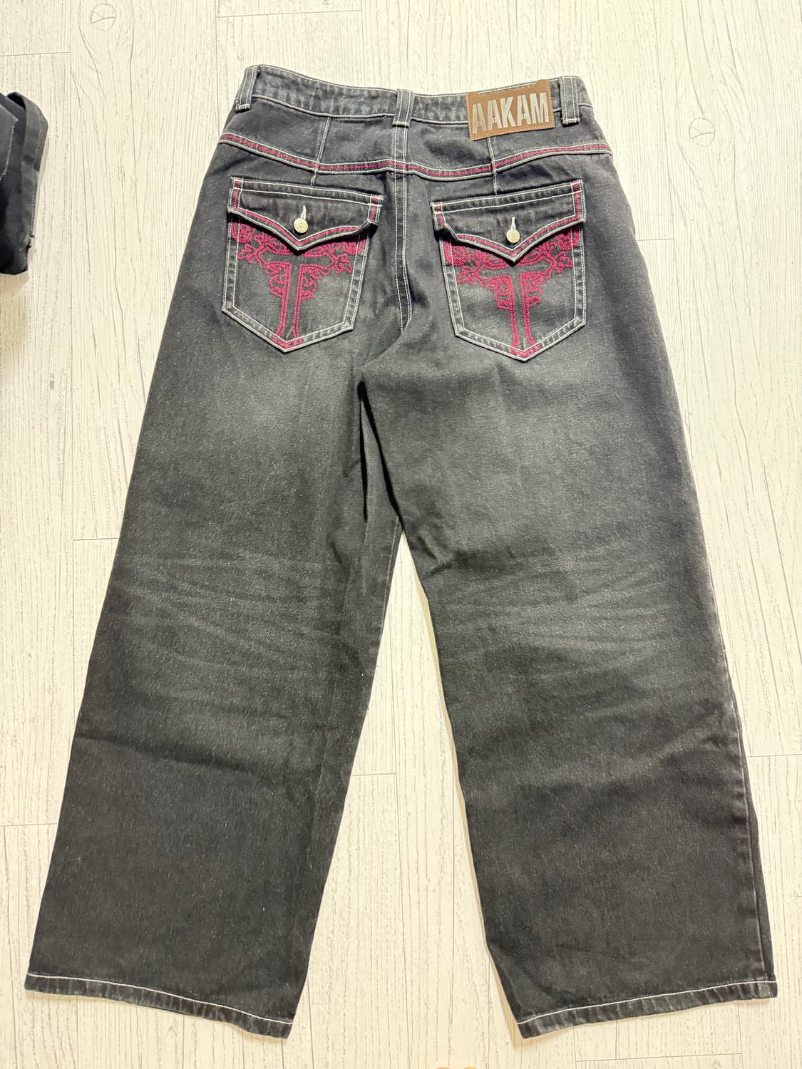 아캄 CROS2 Washed Denim Pants Black 상품이미지4