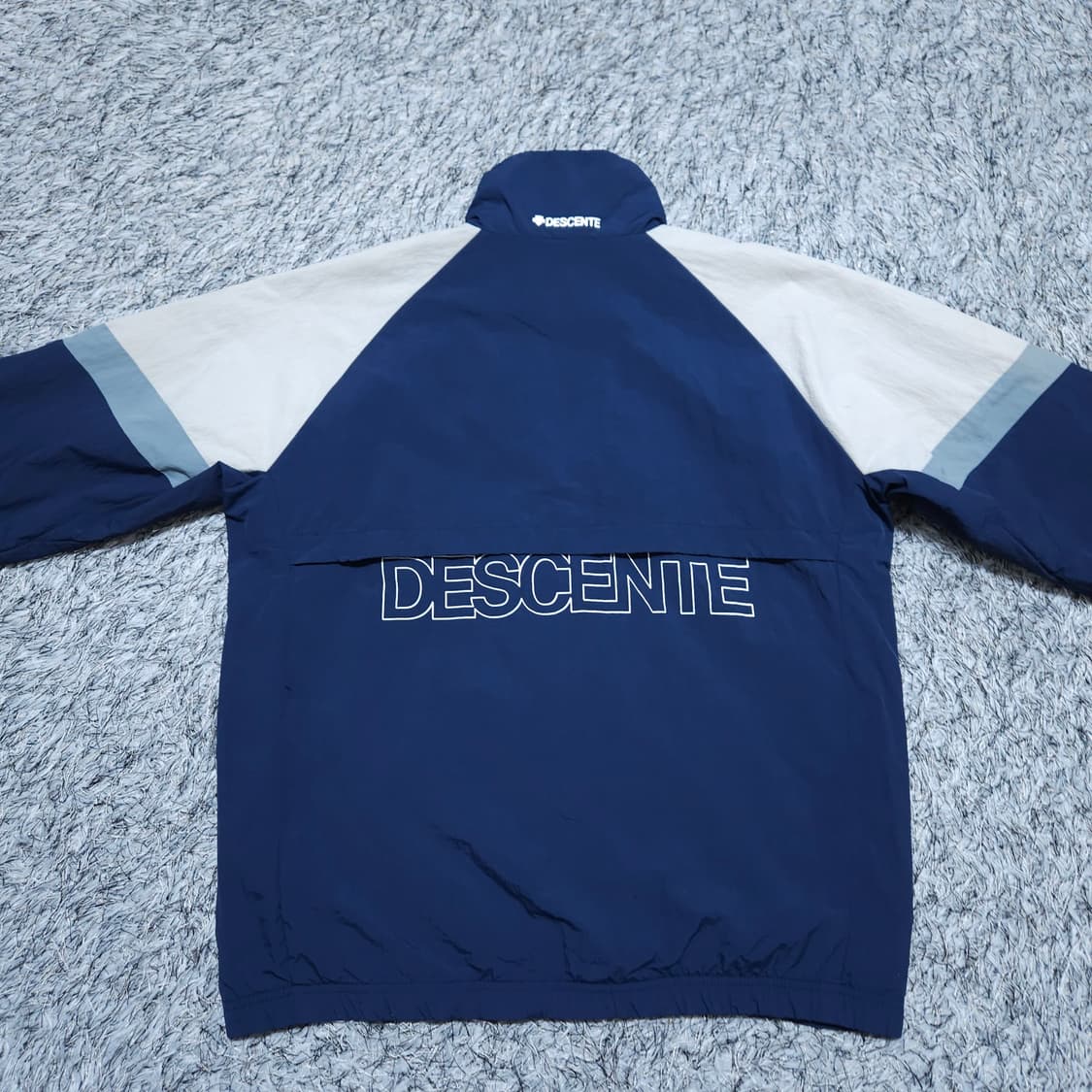 데상트) S 여자 오버핏 우븐 바람막이자켓 올드스쿨 / 왕눈이샵 상품이미지6