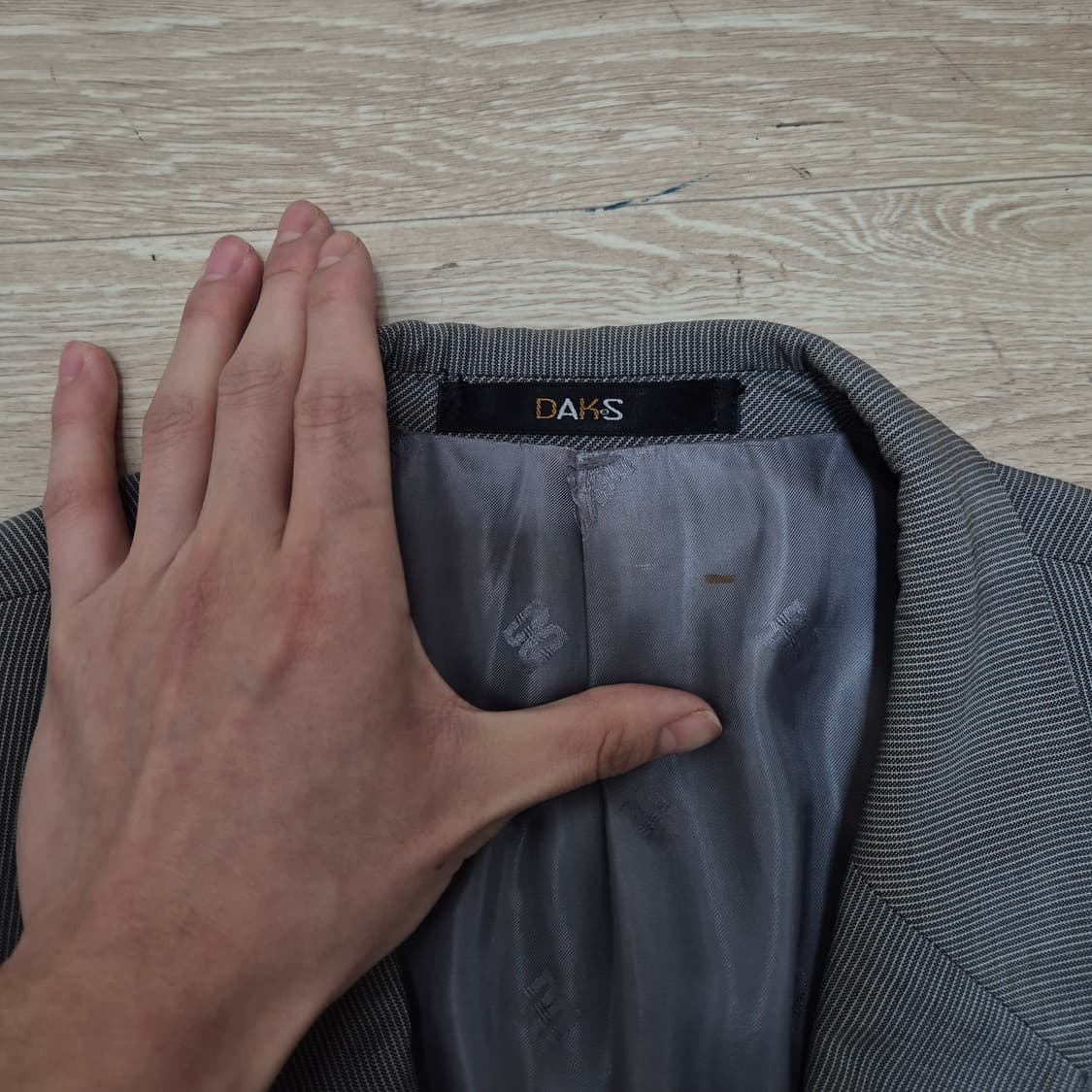 닥스 런던 울마크 모직 스트라이프 블레이저 정장자켓 97-88-170 상품이미지6