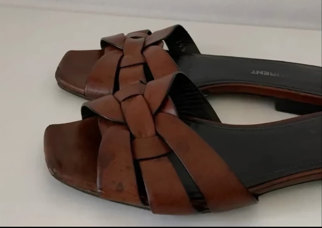 (정품 )생로랑 가죽 샌들 슬리퍼 뮬 225mm  상품이미지4