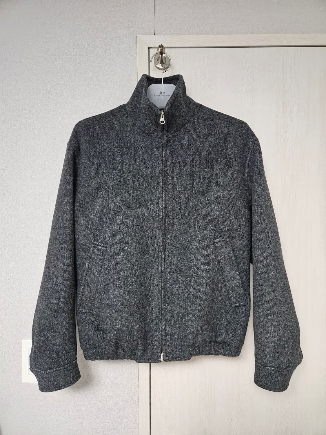 스테디에브리웨어 하이넥 울 블루종 자켓 2 다크 그레이 상품이미지1