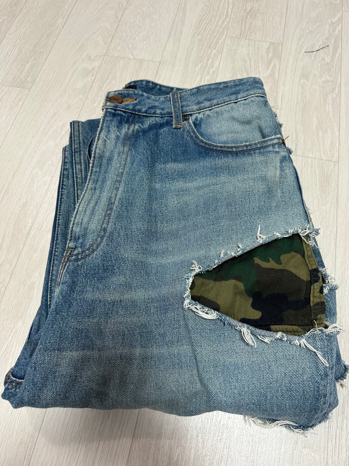 발렌시아가 카모 슬래쉬 데님 상품이미지1
