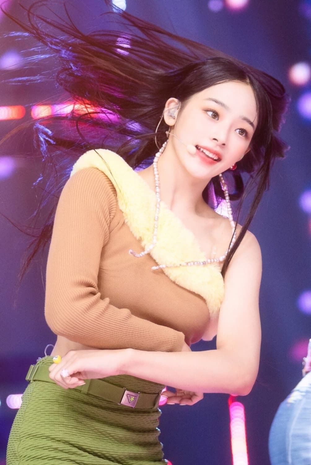 (뉴진스 민지 착용)blumarine 니트 상품이미지1