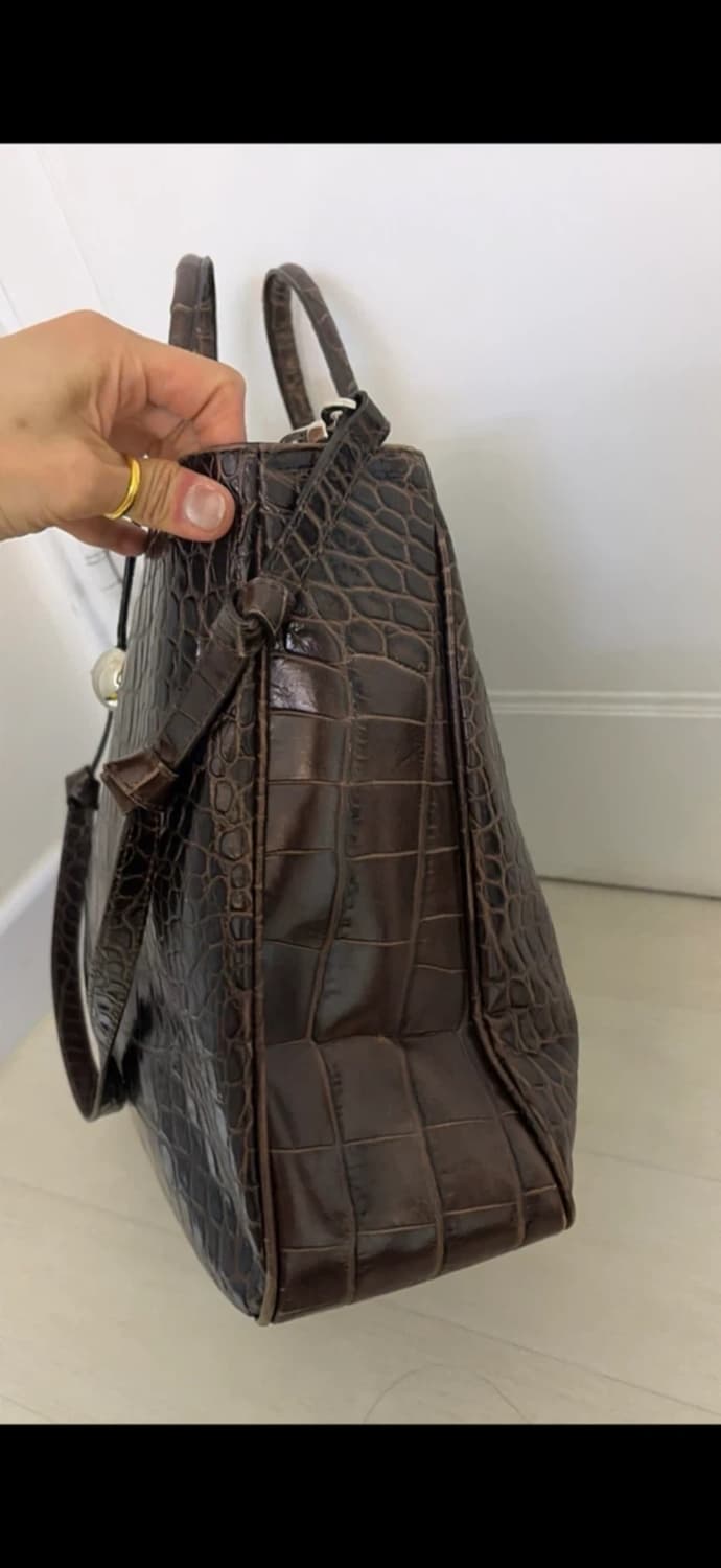 Furla 가죽 토트백입니다 갈색 악어 패턴이 고급스러워요 토트백과 숄더 상품이미지2