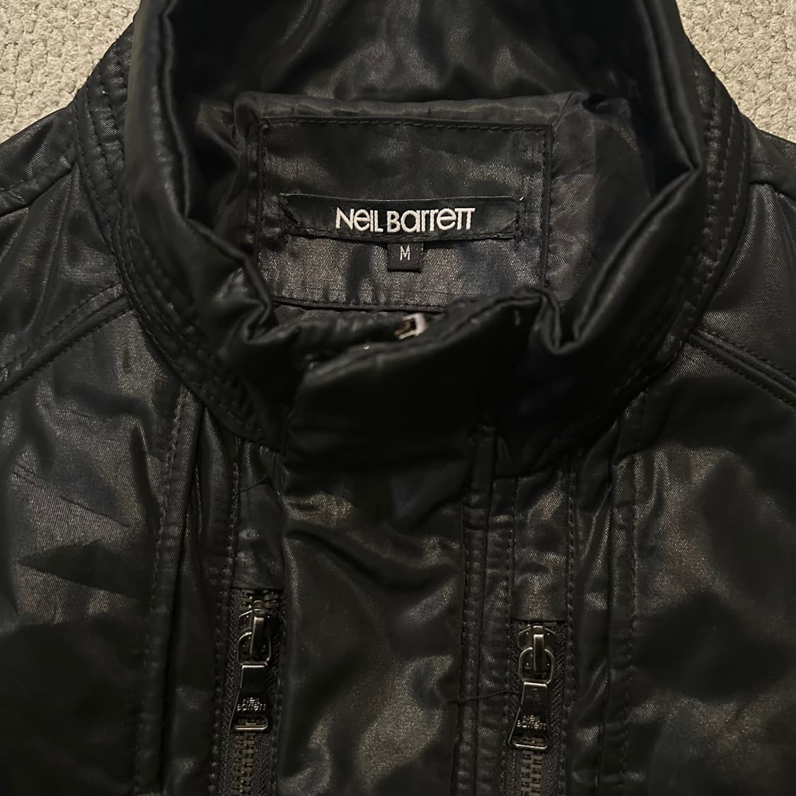 닐바렛 Neil Barrett 멀티 지퍼 글로시 자켓 상품이미지5