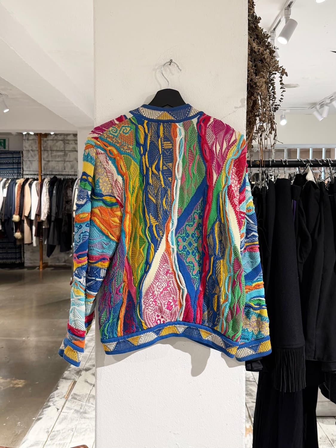 쿠지 멀티컬러 3d 케이블 니트 집업 상품이미지6