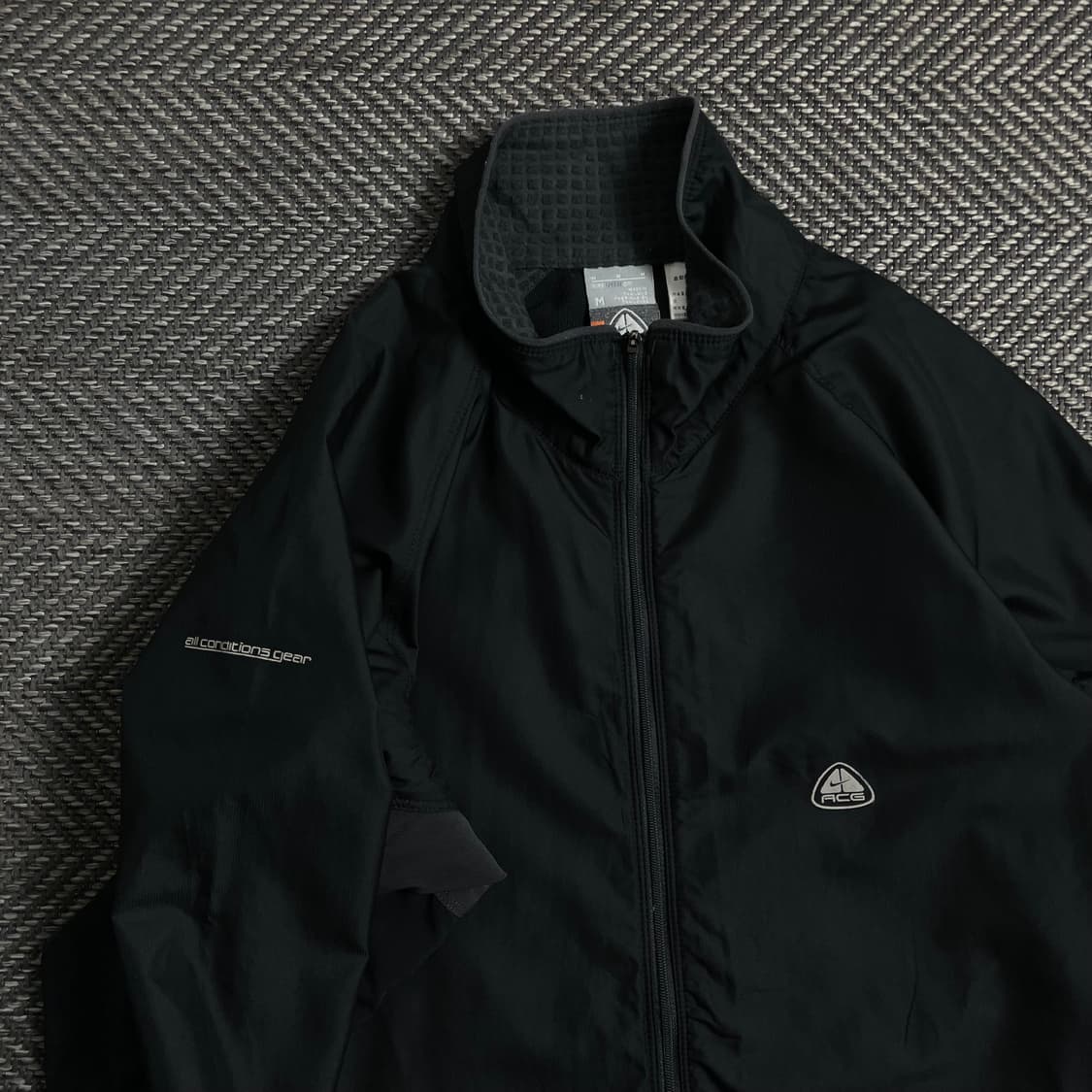 00s 나이키 ACG 올드스쿨 블랙 바람막이 y 4343 상품이미지5