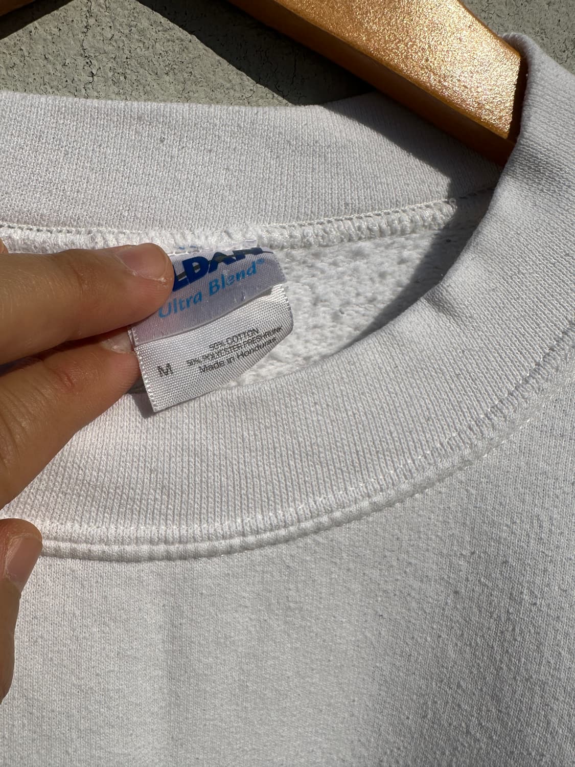 [M] GILDAN 길단 Ocean Annies 화이트 맨투맨 스웻셔츠 상품이미지5