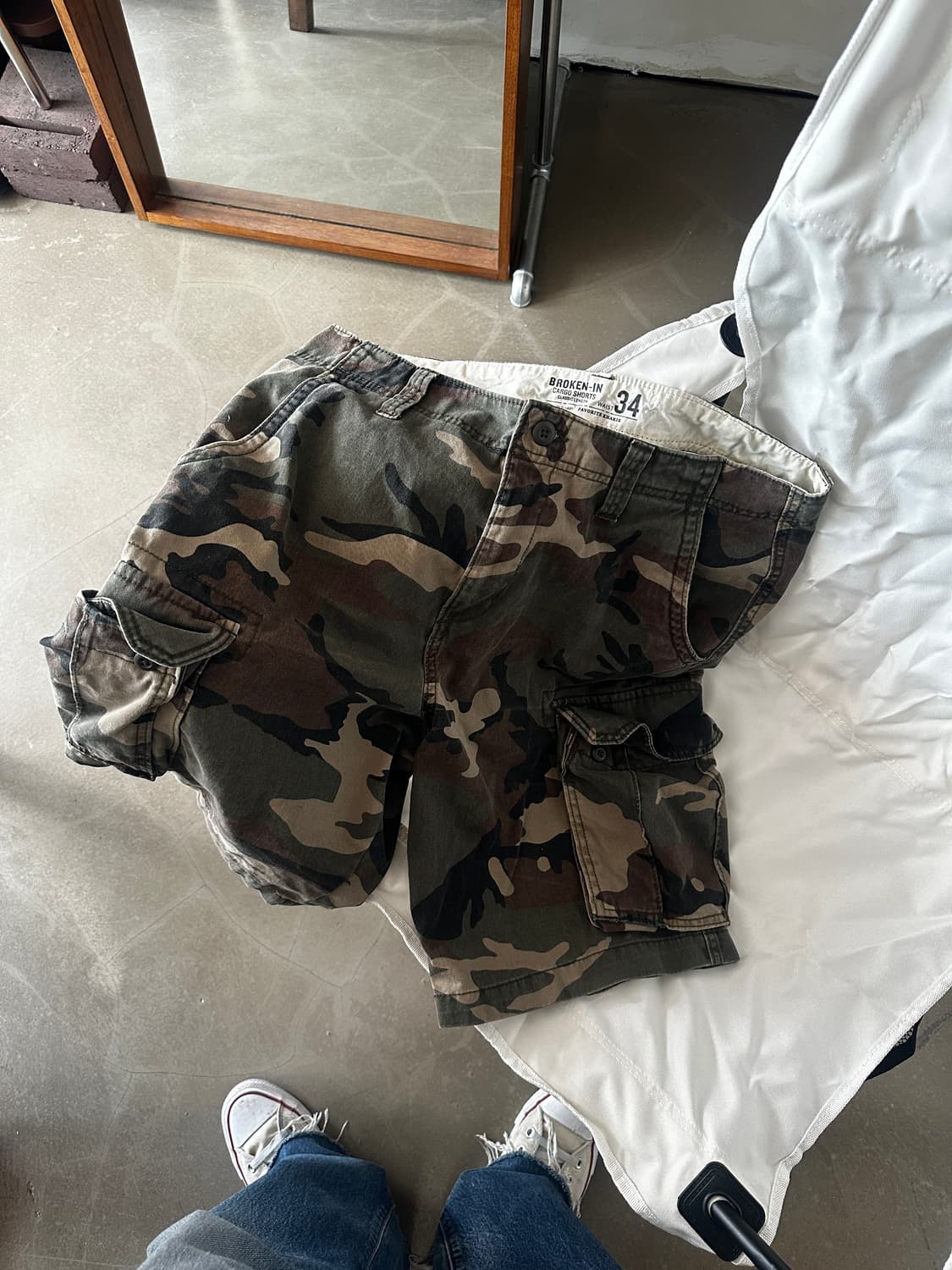 Old Navy Woodland Camo Cargo Shorts 상품이미지4