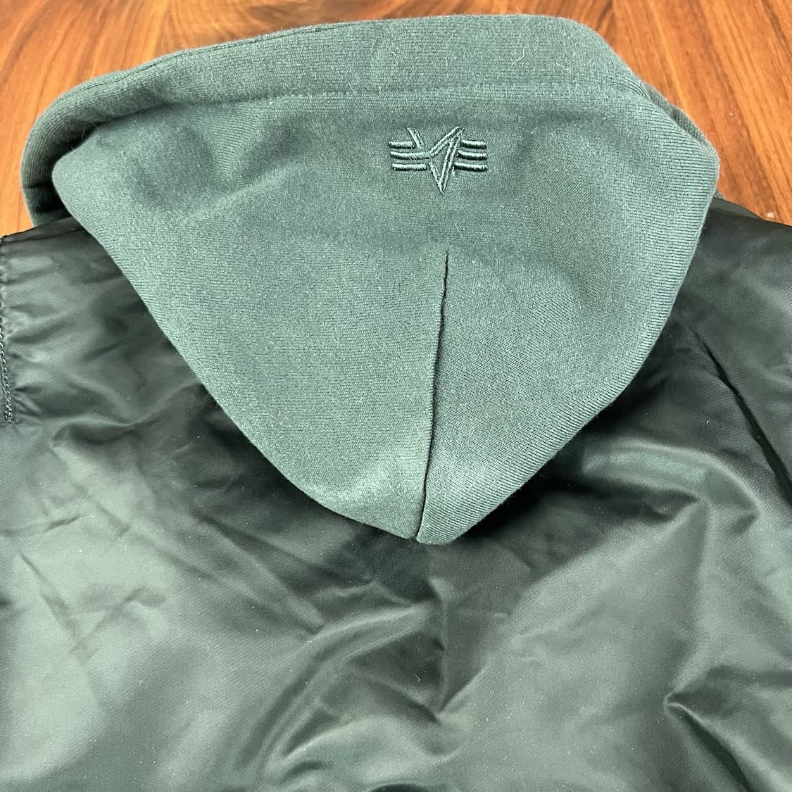 10s 알파 인더스트리 MA-1 D-TEC 후드 자켓 상품이미지7