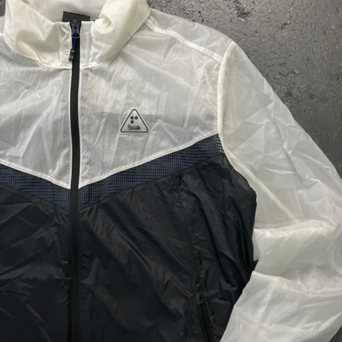 100 K2 플라이워크 경량 바람막이  상품이미지2