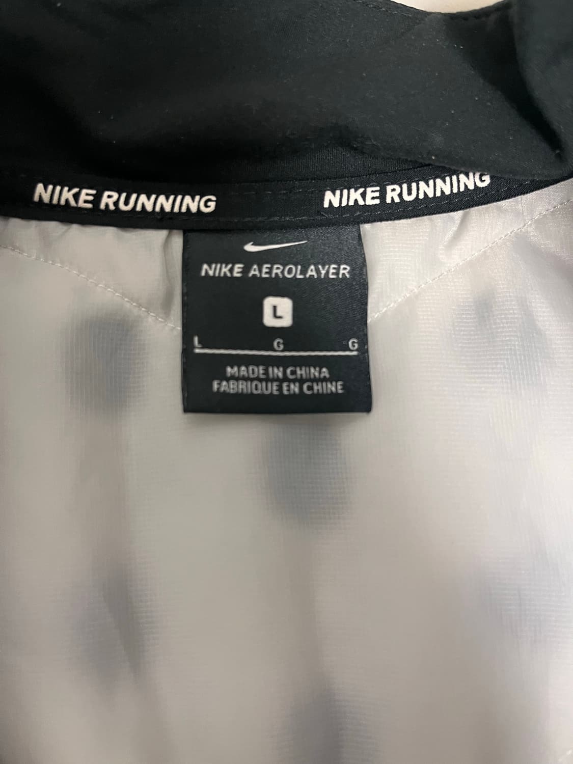나이키 에어로레이어 러닝 세트(경량 패딩,조끼) 상품이미지3