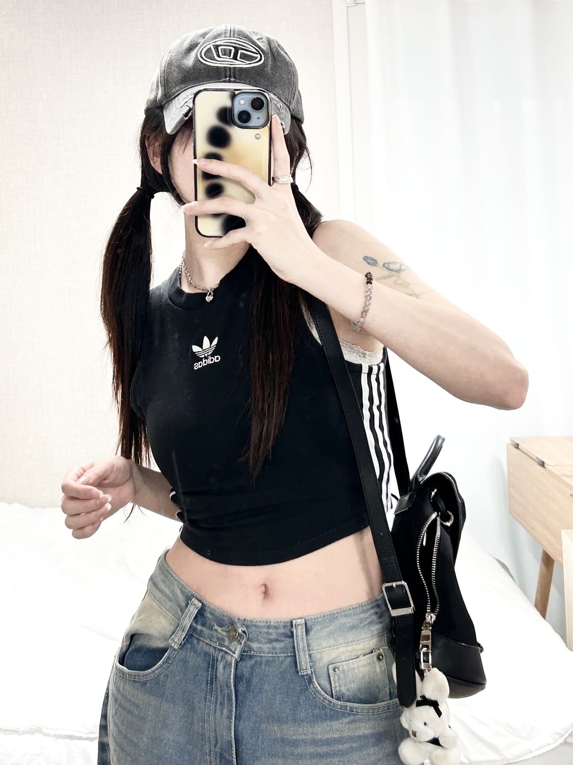 아디다스 센터로고 삼선 크롭 탱크탑 상품이미지2