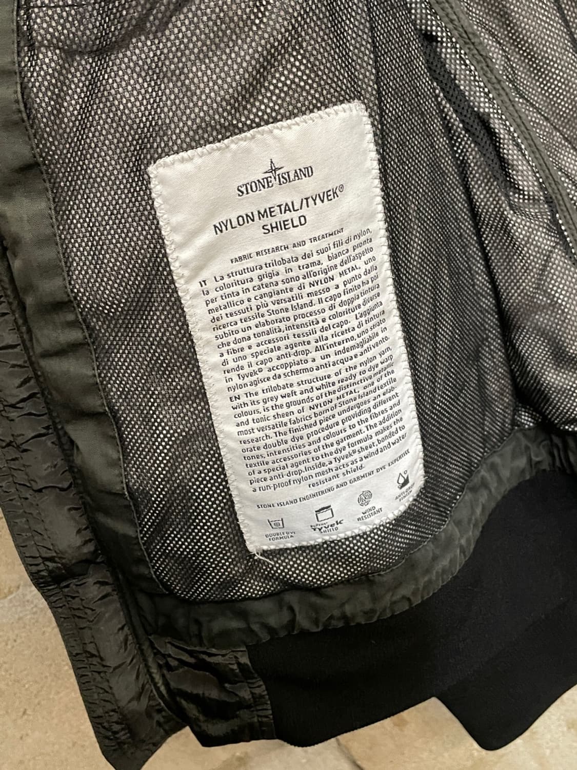 스톤 아일랜드 나일론 메탈 윈드브레이커 자켓  상품이미지5